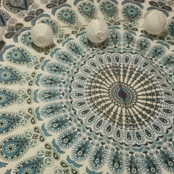 Free with purch decorative mini circular lanterns - Picture 2 of 4